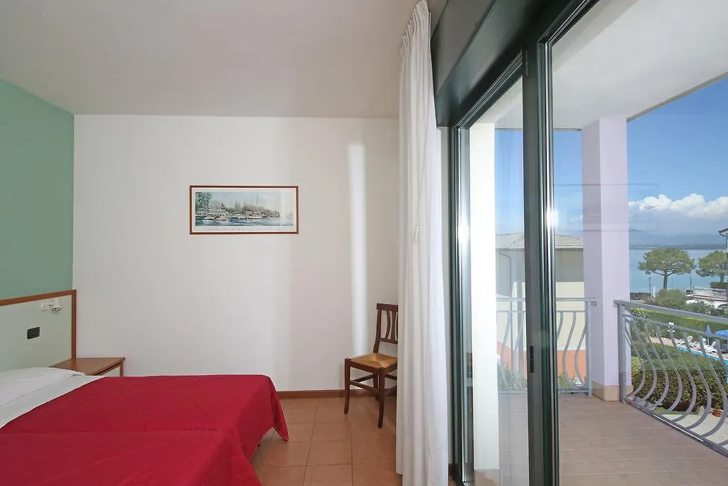Nettuno Residence Hotel Peschiera del Garda