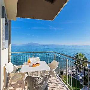 Residenza Miralago By Wonderful Italy 2*, Desenzano del Garda Italien